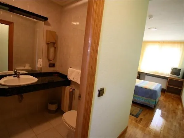 Hotel El Alfoz De Burgos 3*